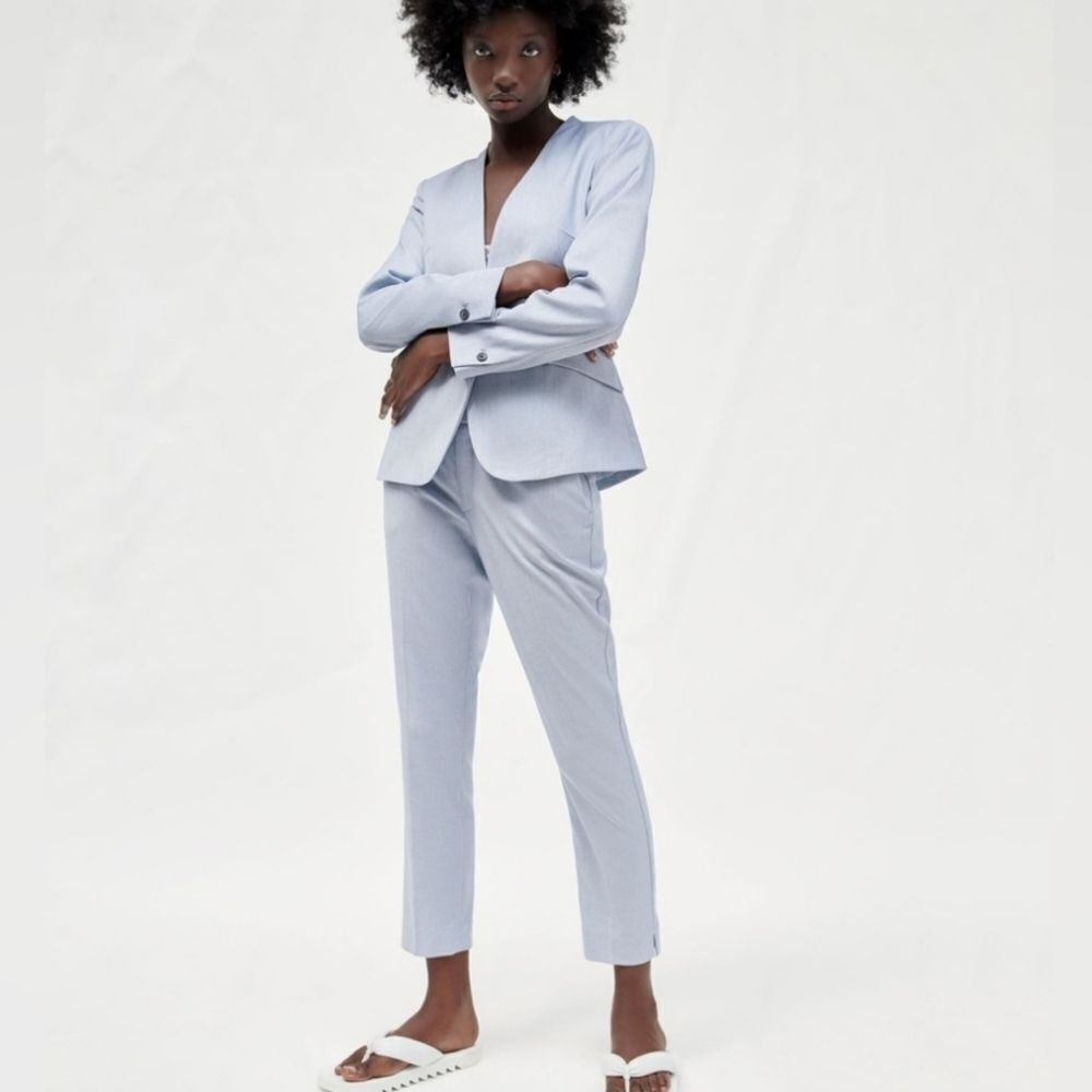 Zara basic cigarette pants light blue, Size 2